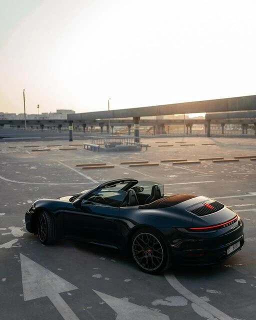 Porsche 911 2023 - Sports Car thumbnail NaN